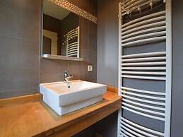 Cosy Holiday Home in Rendeux