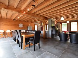 Cosy Holiday Home in Rendeux