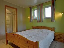 Detached, Luxurious Holiday Villa with Swimming Pool, Hot Tub, Sauna