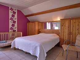 Detached, Luxurious Holiday Villa with Swimming Pool, Hot Tub, Sauna