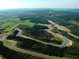 Luxurious Holiday Home With Sauna in Spa