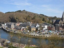 Holiday Home in Bertogne Between Meadows
