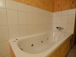 Beautiful Holiday Home in Malmedy-beverce With Sauna