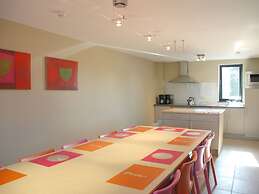 Holiday Home in Petithan With Garden