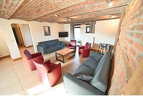 Holiday Home in Petithan With Garden