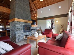 Luxurious Villa in Vielsalm With Swimming Pool