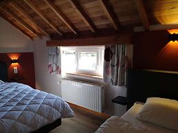 Holiday Home in Ardennes With Pool & Sauna