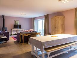 Cozy Holiday Home in Gedinne near Forest