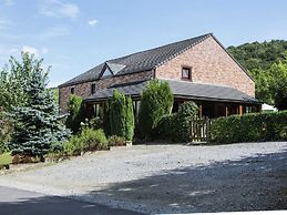 Atmospheric Holiday Home in Durbuy With Sauna