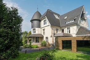 Chateau in Stavelot With Private Pool & Sauna