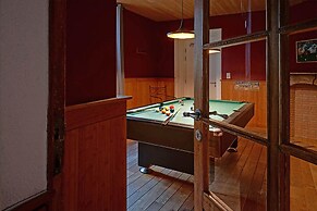 Chateau in Stavelot With Private Pool & Sauna