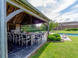 Luxury Holiday Home With a Pool and Sauna