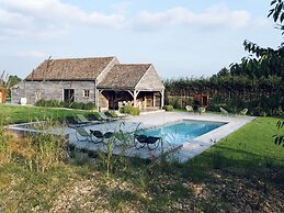 Luxury Holiday Home With a Pool and Sauna