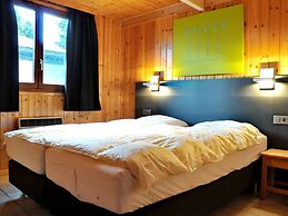 Holiday Home with Terrace, Garden, BBQ, Sauna & Hot Tub