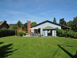 Holiday Home with Terrace, Garden, BBQ, Sauna & Hot Tub