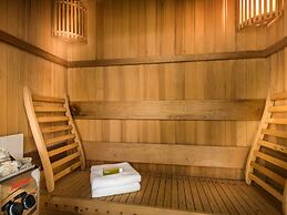 Modern Villa With Indoor Swimming Pool