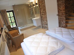 Doll House Near the Centre of Durbuy