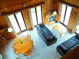 Bungalow in Peaceful Environment