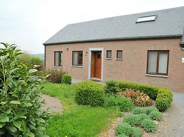 Bungalow in Peaceful Environment