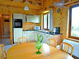 Bungalow in Peaceful Environment