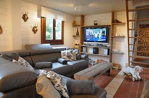 Inviting Holiday Home, Near Cave of Lorette, Namur and Parc Naturel Rg