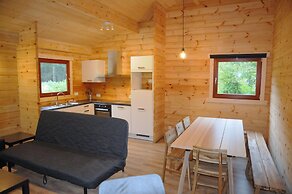 Modern Holiday Home Near Forest