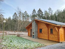 Modern Holiday Home Near Forest