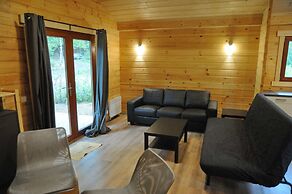 Modern Holiday Home Near Forest