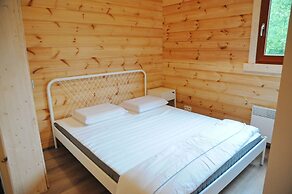 Modern Holiday Home Near Forest