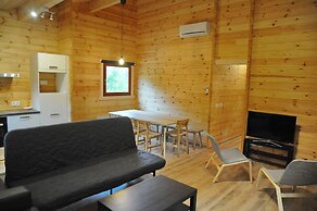 Modern Holiday Home Near Forest