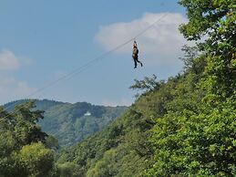 Cozy Holiday Home With an Oven