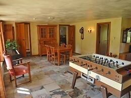 Renovated Farmhouse Completely Furnished Forgroups