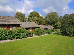 Cozy Holiday Home With an Oven in a Green Area