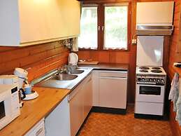 Cozy Holiday Home With an Oven in a Green Area