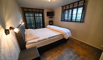 Beautiful Wooden Chalet With Large Garden