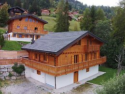 Nice Holiday Home in Riddes With Sauna