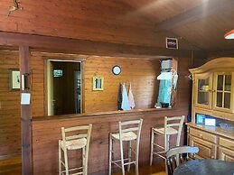 Ortho Hideaway With Garden