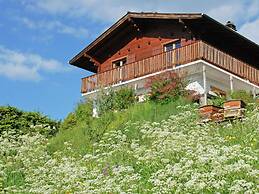 Chalet for 6 People With Views of Veysonnaz