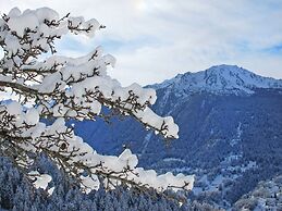 Chalet for 6 People With Views of Veysonnaz