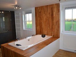 Mondern Furnished Holiday Home