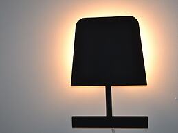 Mondern Furnished Holiday Home