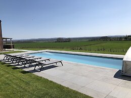 Holiday Home in Durbuy With Pool & Sauna