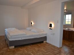 Mondern Furnished Holiday Home