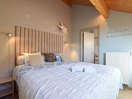 Luxurious Cottage in Durbuy With Swimming Pool