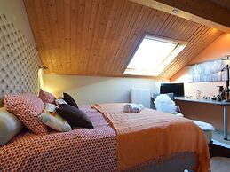 Luxurious Cottage in Durbuy With Swimming Pool