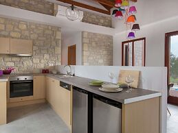 Villa in Arkadi With Pool and Deck Chairs