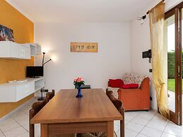 Spacious Apartment With Garden