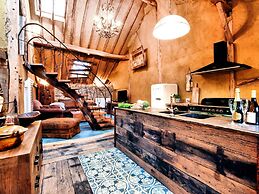 Beautiful, One-of its Kind Home With a Sauna