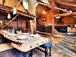 Beautiful, One-of its Kind Home With a Sauna