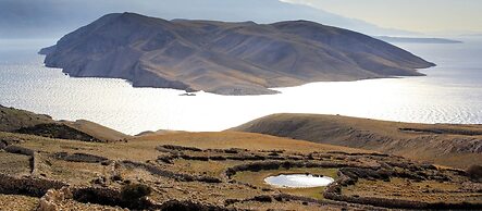 Adorable House Apartment With Roof Terrace